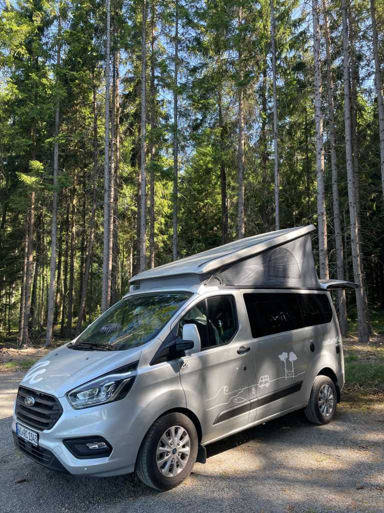 Lilli & Gavin 🌍 - 6