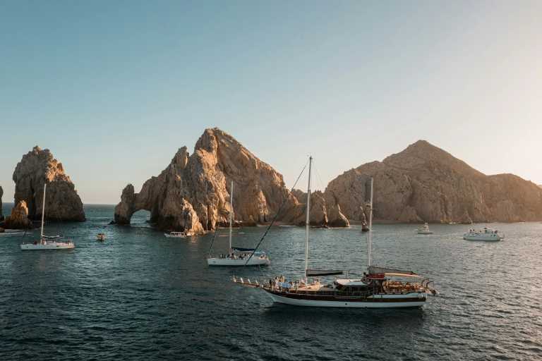 Mexico - Baja Whale Watching & Catamaran Adventure 🇲🇽 | All-Inclusive Sailing from Magdalena Bay to La Paz - JoinMyTrip