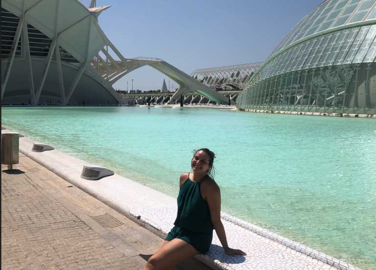 Luana Martins Andrade - 19