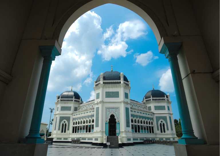 Discover the Charms of Medan City, Indonesia: A 4-Day Exploration of Cultural Delights and 