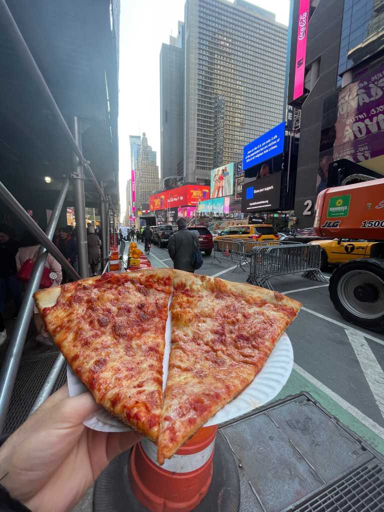 Lilli & Gavin 🌍 - 3