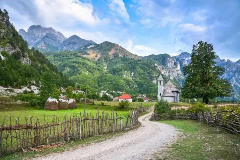 Albanien - Discover Northern Albania: 5 Days of Adventure in the Land of the Eagles - JoinMyTrip