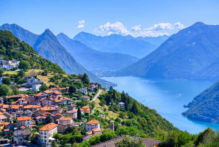 Schweiz - Comano - 🐶Hundeglück am Luganersee (CH) - CoWorking in Villa mit Pool 🏞️