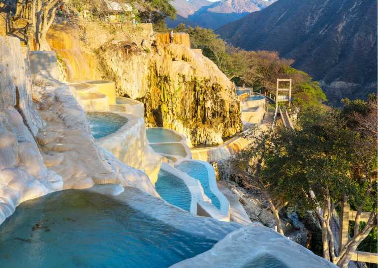 Mexiko - Rafting through Mexico's Stunning Rivers, Experience Enchanting Waterfalls, and Brave Thrilling Rappels in Huasteca Potosina! - JoinMyTrip