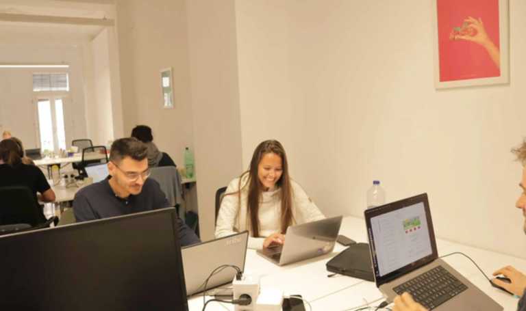 Greece - (2 Wochen) 🇬🇷 Athen Griechenland // Workation Coliving Coworking // Einzelzimmer - JoinMyTrip