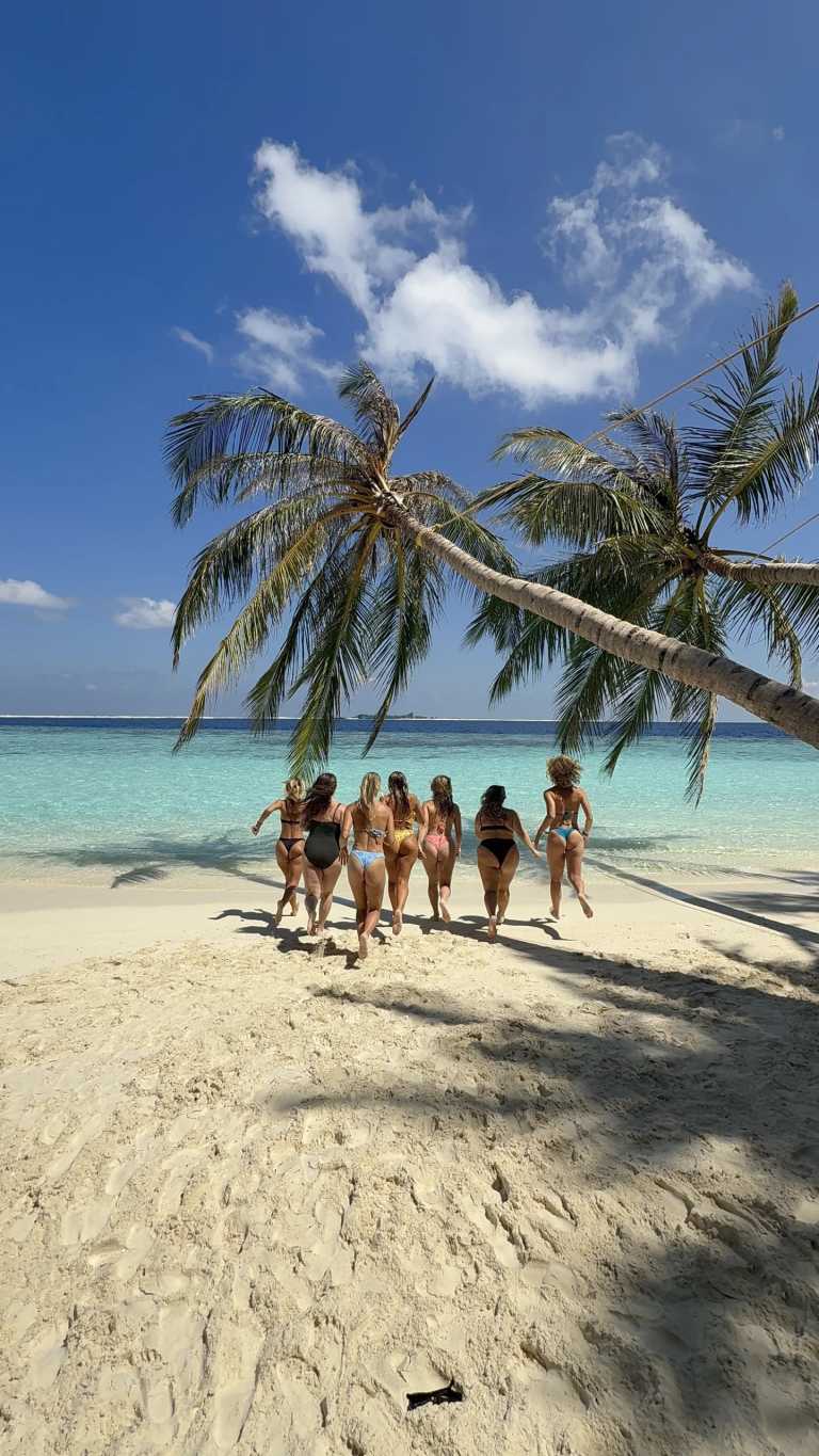 Maldives - True Maldives: Local Living • Stunning Beaches • Turquoise Dreams - JoinMyTrip