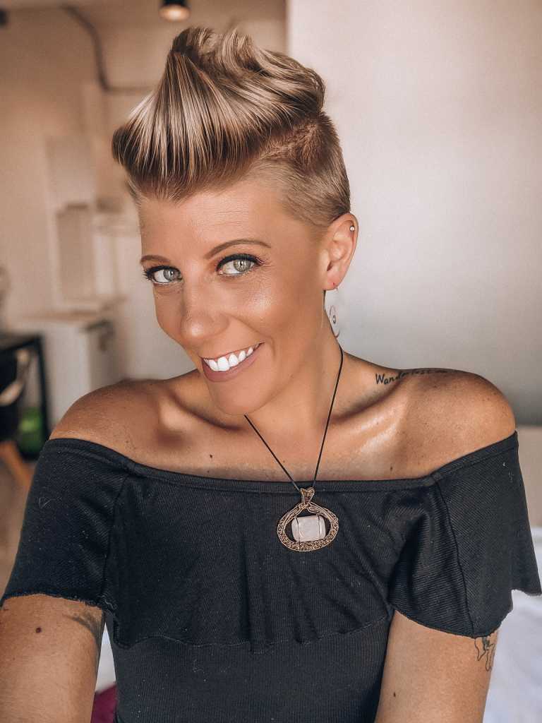 Christina DiSalvo - 0