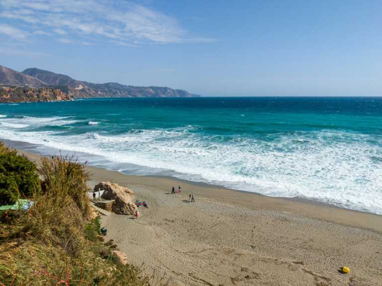 Spain - AUTHENTIC Málaga with a LOCAL: Paella • Kayak • Waterfall • Tapas Picnic • Pádel class (Private Rooms) 😎🎾🌊 - JoinMyTrip
