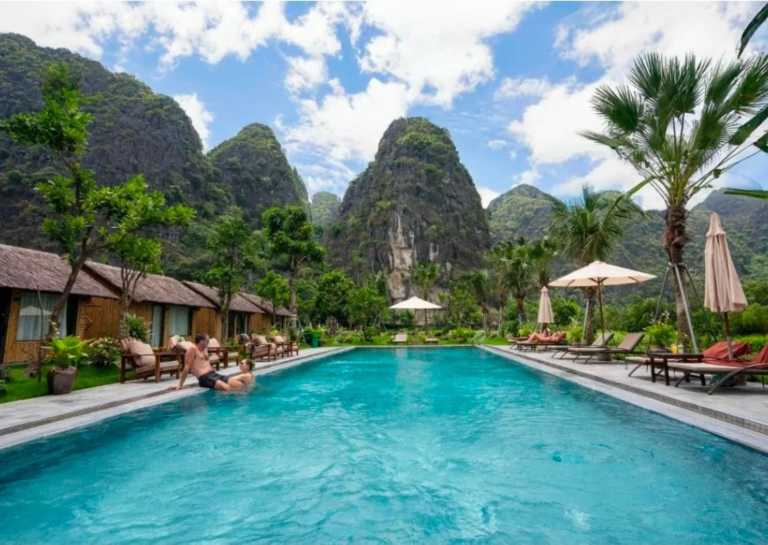 Vietnam - 🇻🇳 The Vietnam Experience: Hanoi & Ninh Binh (Tam Coc): City Escape & Limestone Landscapes 🏙🌾🛵🏞 - JoinMyTrip