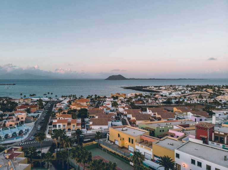Spanien - Playa Blanca - Exploration in Gran Canaria (surf lessons, horse riding, wine tasting included)