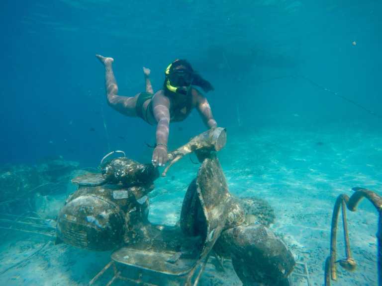 Nadine de Rosayro - 30