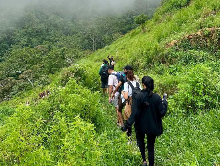 Nadine de Rosayro - 16