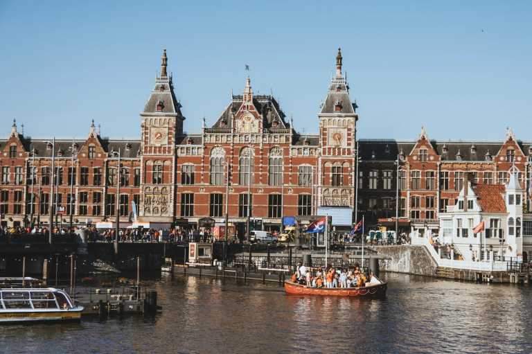 Niederlande - KING'S DAY TRIP ORANGE INVASSION!!! - JoinMyTrip