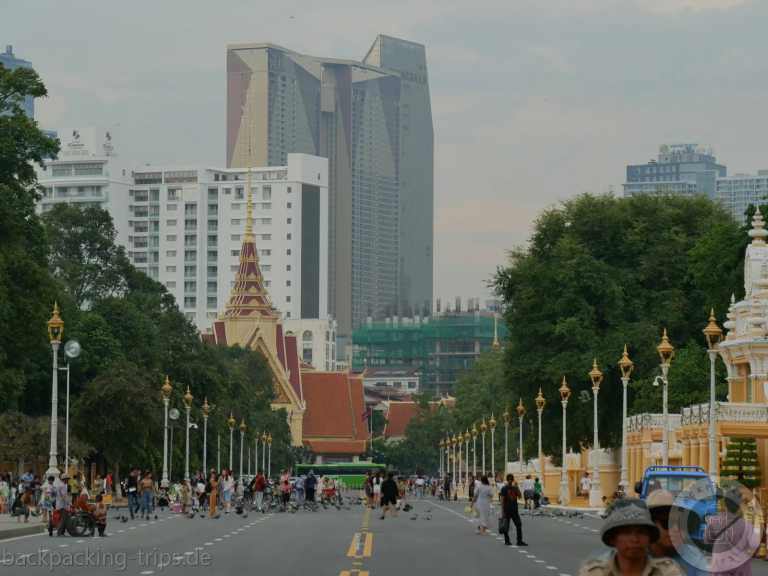 South-eastern Asia - Phnom Penh - 🇰🇭 Kambodscha - Budget Backpacking Trip durch Kambodscha incl. Angkor Wat 🏯 Pfefferplantagen 🌿 & Inselwelten 🌅 - 1