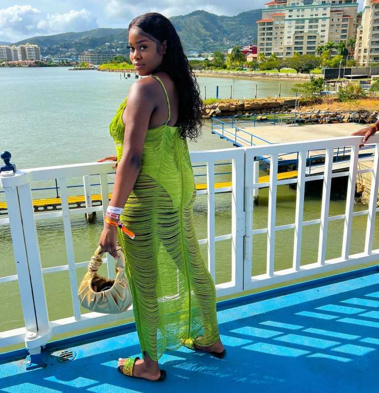 Jeanine Hosannah - 0