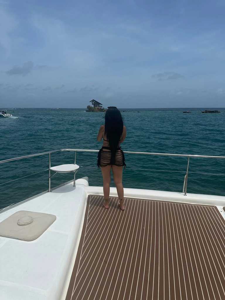 Alejandra Solis Vicente - 13