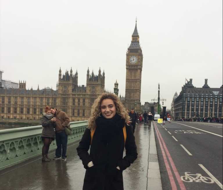 Luana Martins Andrade - 4