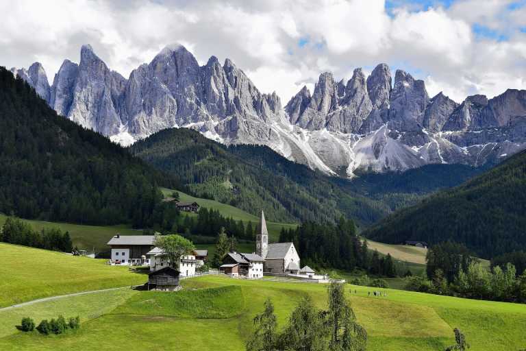 Italy - Sappada - Dolomites best hikes: Three peaks, Lake Sorapis, Misurina 🏞️ Hikers Dream