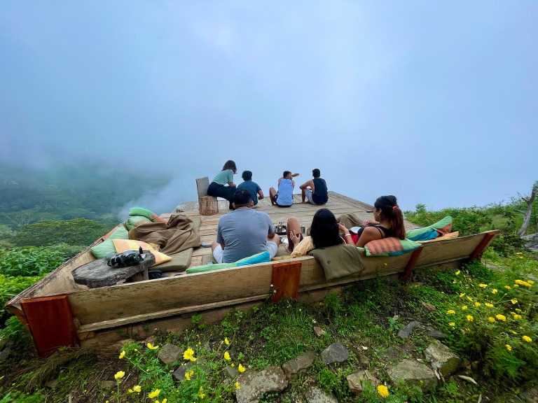 Nadine de Rosayro - 22