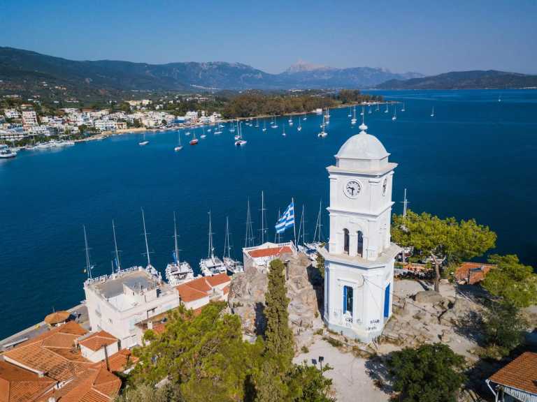 Griechenland - Poros - Chillout & Abenteuer Segelreise griechische Inseln auch für Newbies - Mit Skipper, Segellehrer, Reiseführer & DJ