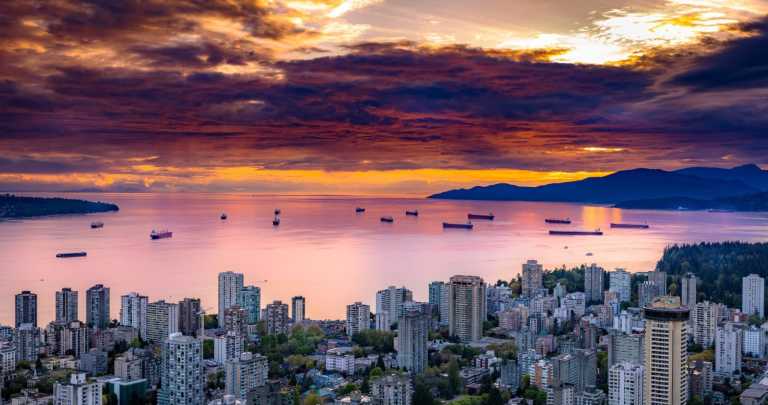 Canada - Vancouver - 4-Day Rocky Mountains Adventure with Sunrise Rail Experience - 2
