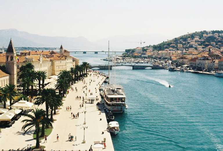 Kroatien - Trogir - Kroatien Segelurlaub durch die Inselwelt