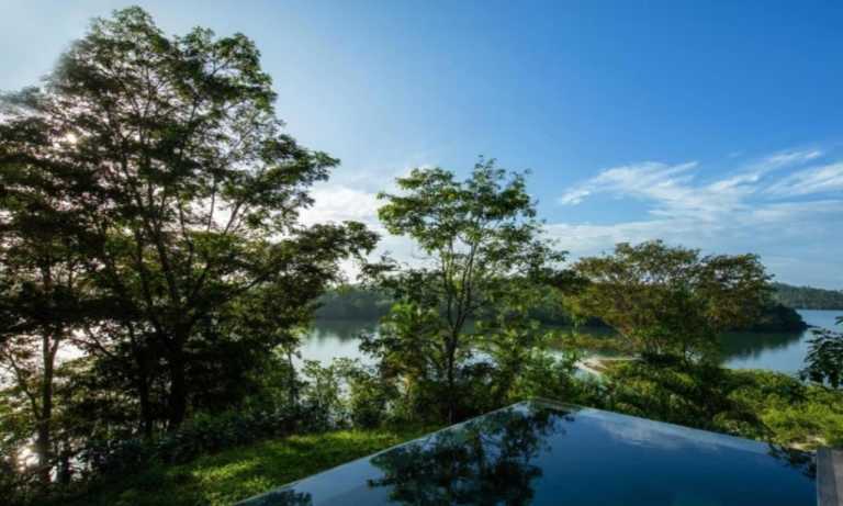 Sri (kanthi) Sujeeva Pieris - 12