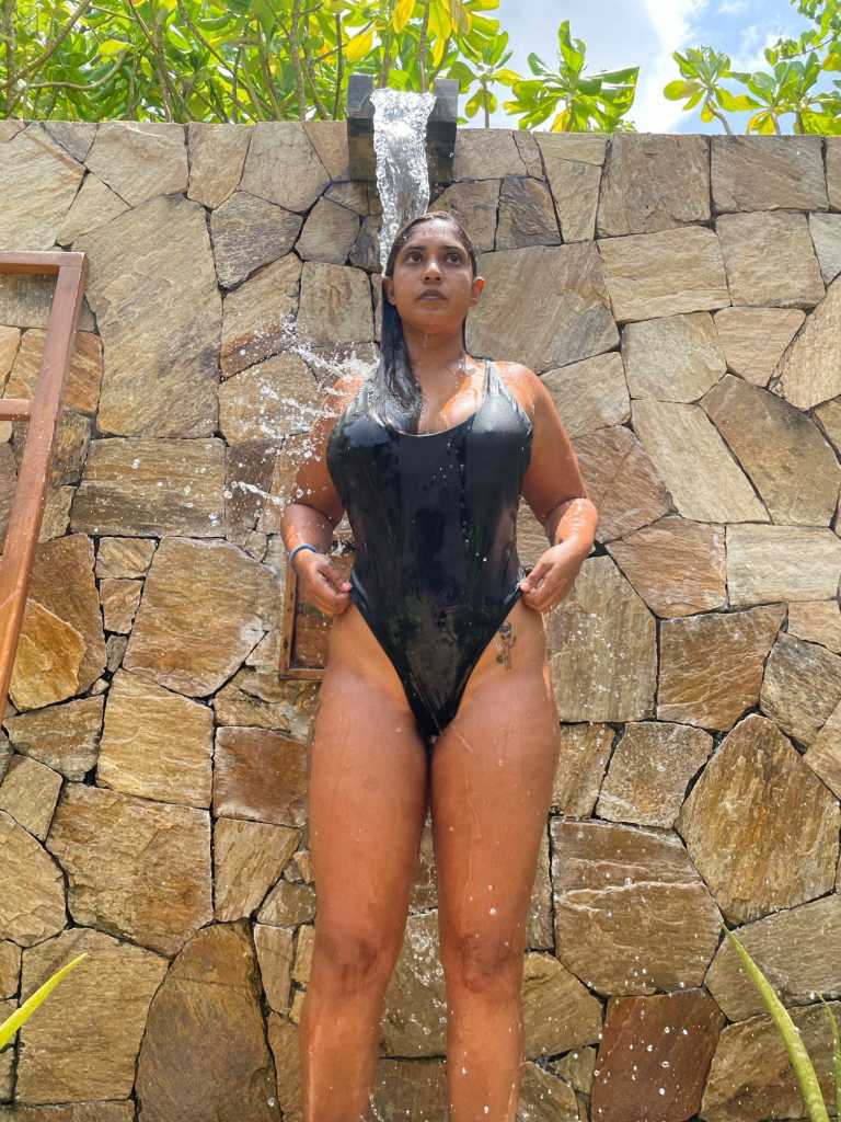 Nadine de Rosayro - 41