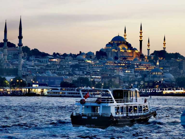 Türkei - Exploring Istanbul's Captivating Allure: Discover the City's Hidden Gems - JoinMyTrip