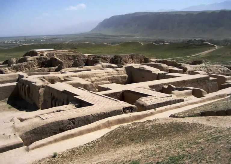 Turkmenistan - Ashgabat - 🇹🇲🏹 Ancient Turkmenistan & the Silk Road: Burning craters to marble architecture 🕌 - 4