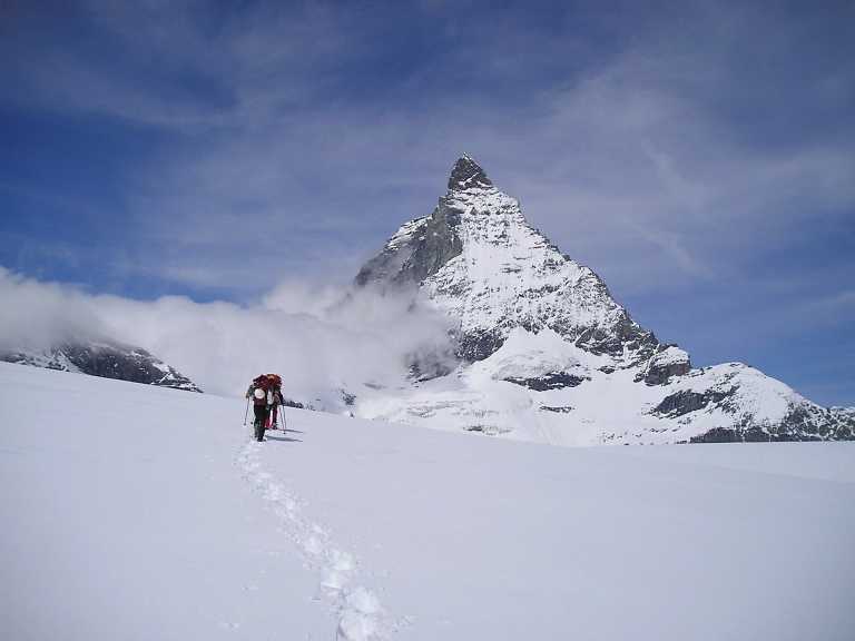 Italien - Cervinia: Skii in the stunning Italian Alps - JoinMyTrip