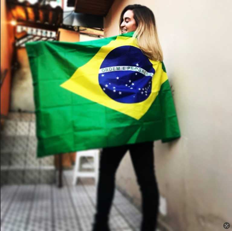 Luana Martins Andrade - 27