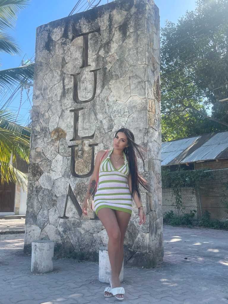 Alejandra Solis Vicente - 0