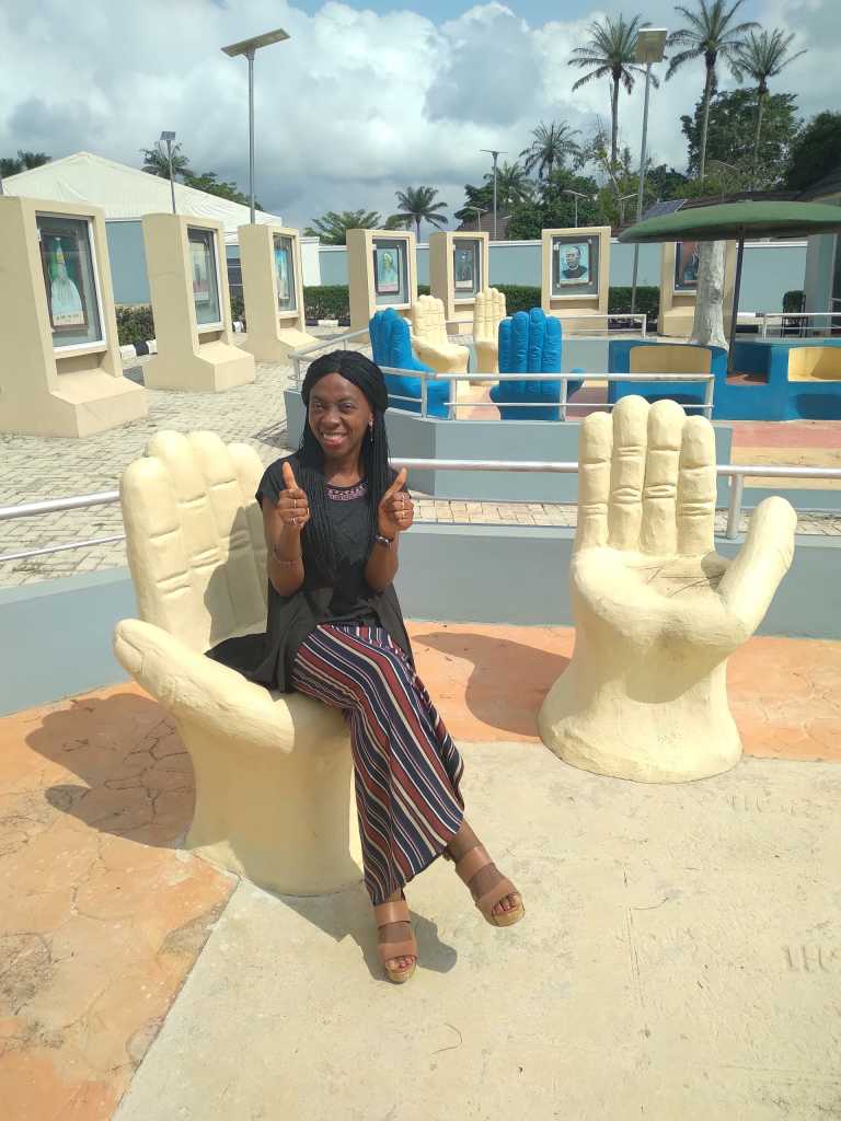 Laurie T-Bickersteth - 13