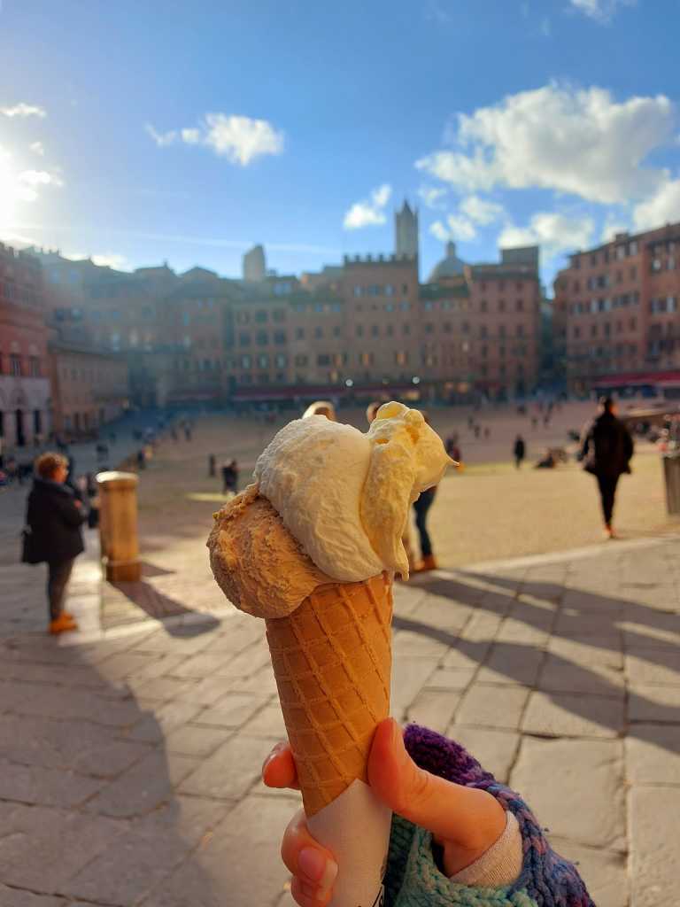 Karla De La Garza - 7