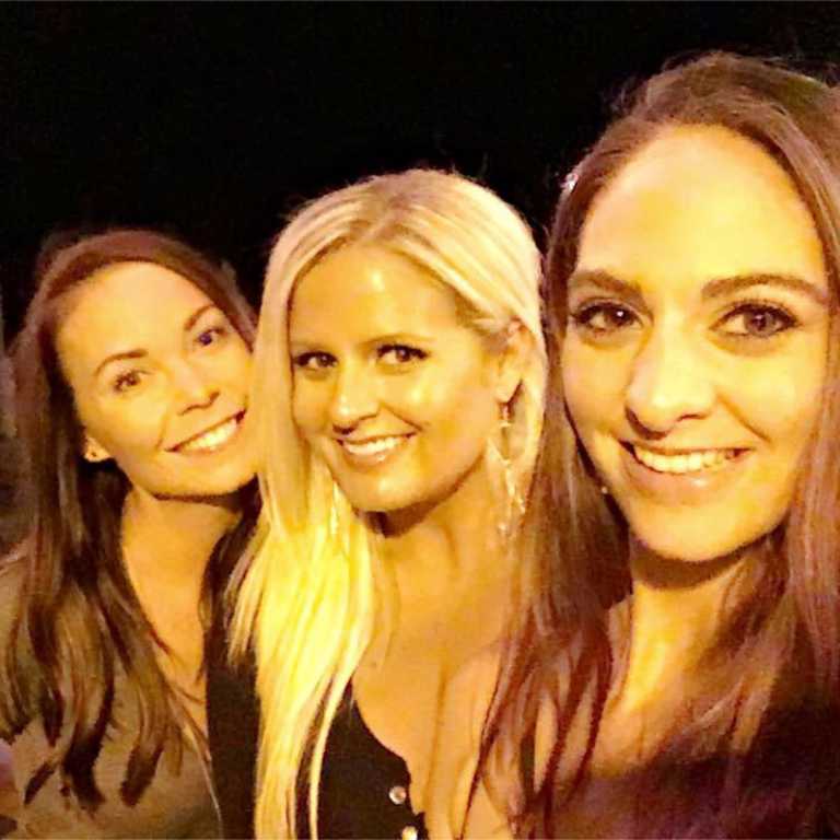 Lindsay Campbell - 22