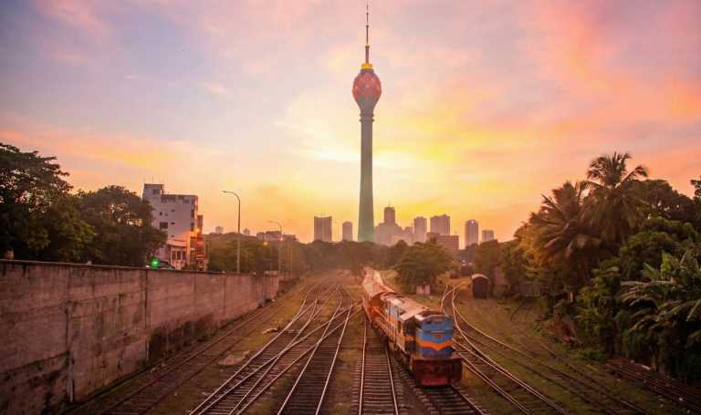 Sri Lanka - 🌟 Magical Sri Lanka: From Ancient kingdoms to Dream Beaches 🐘🏞️🌺⛱️ - JoinMyTrip