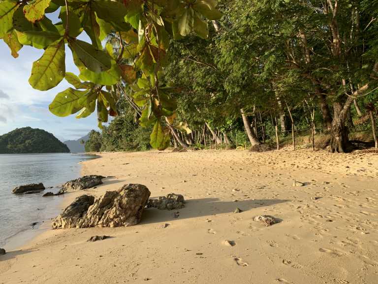 Philippinen - Remote Island Adventure in the Philippines: Discover Tablas Island - JoinMyTrip
