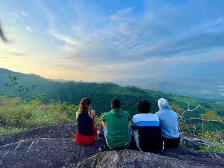 Nadine de Rosayro - 24