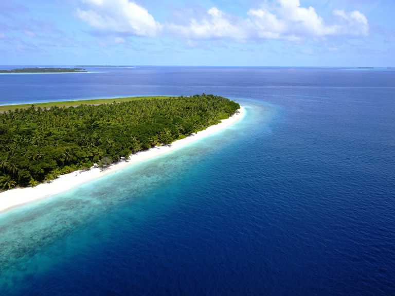 Maldives - Dhigurah - Maldives Island Hopping and Snorkeling Safari