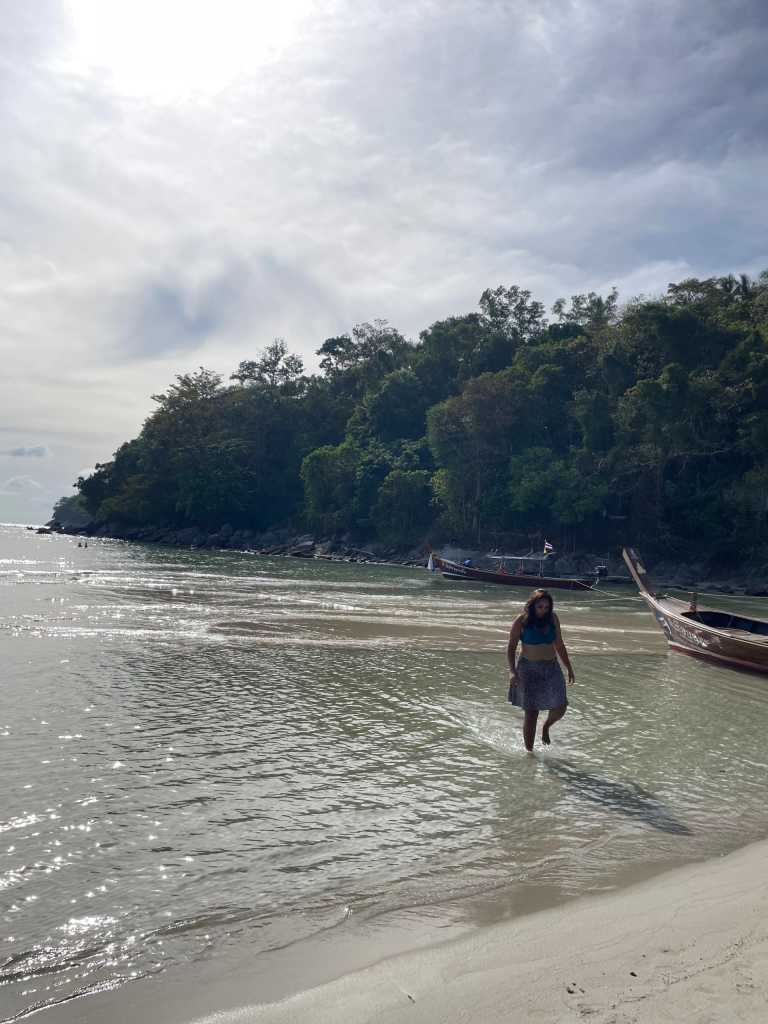 Vandana  Hettiaratchi  - 4