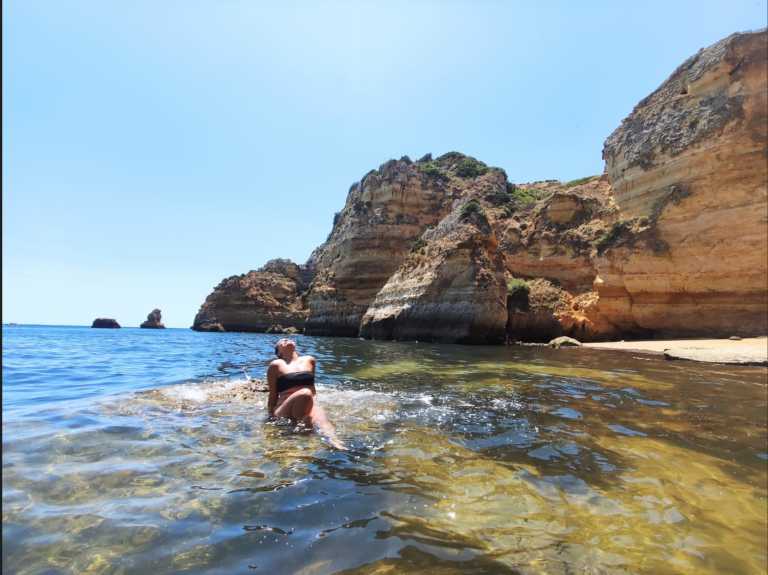 Luana Martins Andrade - 15