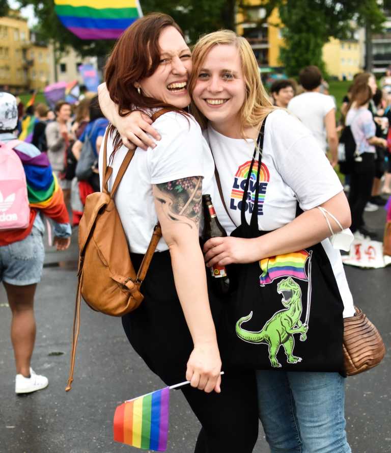 Cora & Carina G. - 7