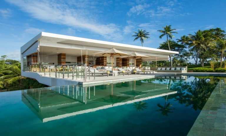 Sri (kanthi) Sujeeva Pieris - 11