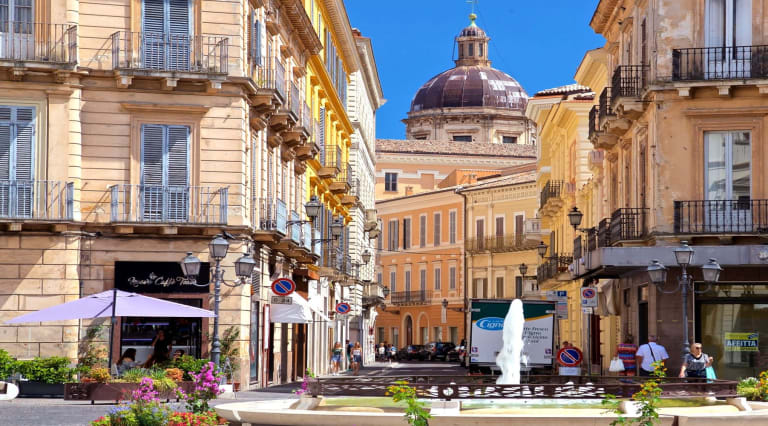 Explore small cities in Italy - Lanciano & Chieti and explore Rome ...