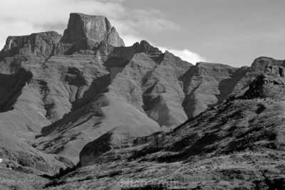 South Africa - Sentinel - South Africa: Drakensberg Moutains & Safaris