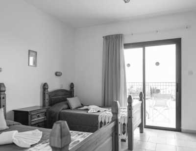 Cyprus - Paphos - Co-working Adventure in Magical Cyprus! Big Villa, private pool and garden! - 4