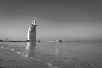 United Arab Emirates - Jumeirah Beach - CoWorking in Dubai with a local! + Evenings at the Beach 💻 - 12