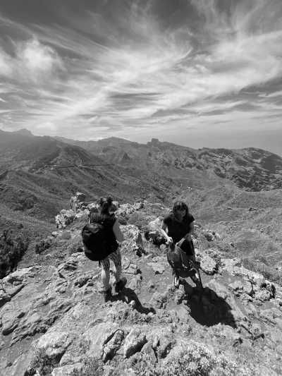 Spain - Santa Cruz de Tenerife - Carnaval & More 🥁🌴  Let's enjoy Tenerife's nature, mountains and beaches during the day, and party at the biggest Carnaval of Europe on various evenings 💃🏽 - 5