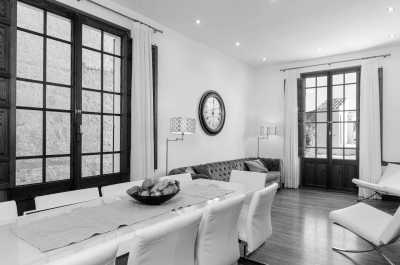 Spanien - Llubí - Co-Work and Co-Live in a Private Villa with an Incredible Pool and Discover this Enchanting Island with a Local! Tons of local experiences: GastroSecret, Paddleboarding, Olive Oil Tasting, Cultural Traditions, and Unparalleled Networking Opportunities. - 5